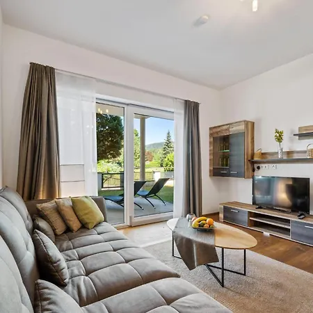 Gartenwohnung 90M² Apartament 4*