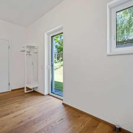 Gartenwohnung 90M² Apartament 4*